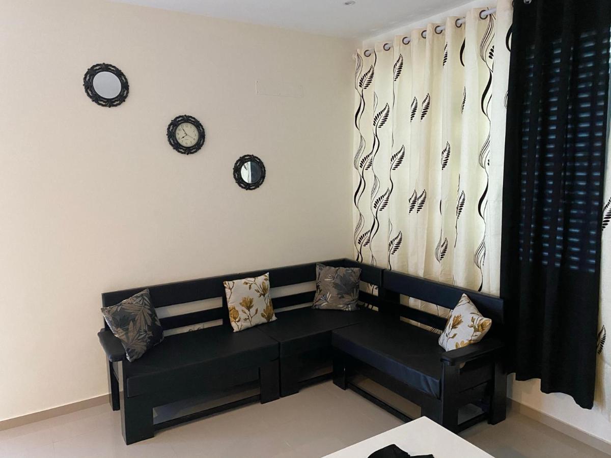 Bellamy Apartman Porto Novo Kültér fotó