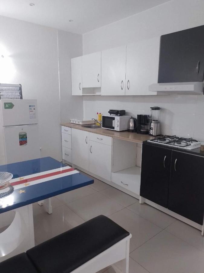 Bellamy Apartman Porto Novo Kültér fotó